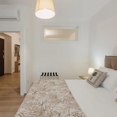 House Island Ortigia *